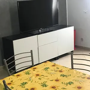 Appartamento Boomerang House - Airport, Center & Beach, Aeroporto di Catania Fontana Rossa