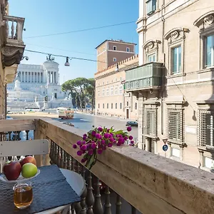 Amazing Piazza Venezia Hébergement de vacances Rome